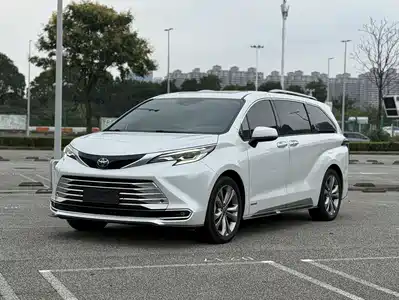 Toyota Sienna 2023