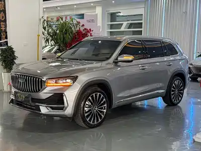 Geely Xingyue L 2025