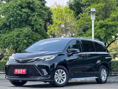 Toyota Granvia 2025