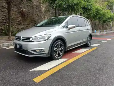 Volkswagen Touran 2021