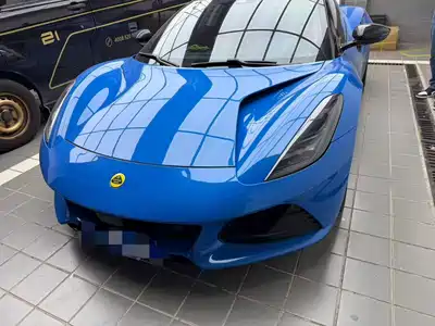 Lotus Cars EMIRA 2024