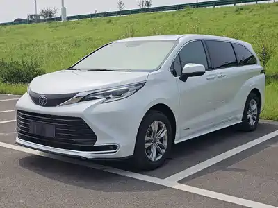 Toyota Sienna 2023
