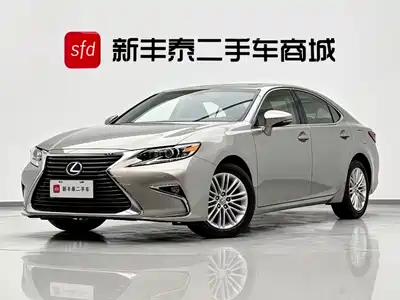 Lexus ES 2016