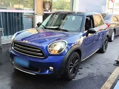MINI COUNTRYMAN 2016