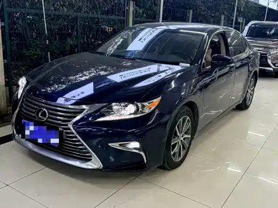 Lexus ES 2017
