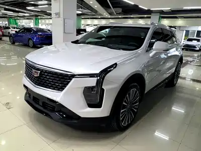 Cadillac XT4 2025