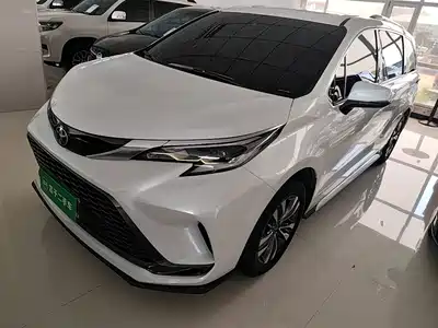 Toyota Granvia 2025