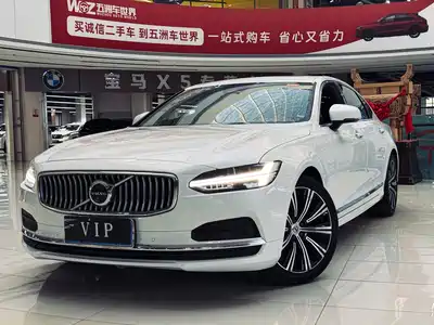Volvo S90 2022