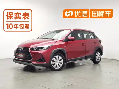Toyota Yaris L 2021