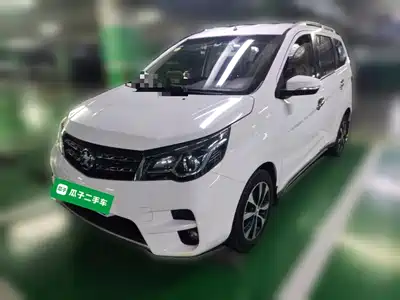 Venucia M50V 2017