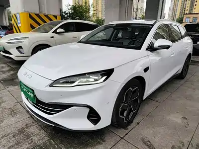 BYD Seal 06 DM-i Touring 2025