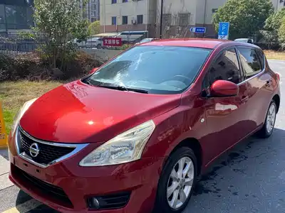 Nissan Tiida 2012