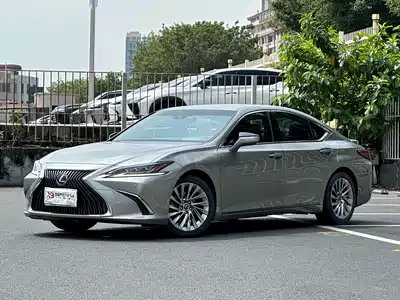 Lexus ES 2018