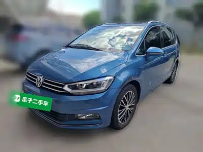 Volkswagen Touran 2016