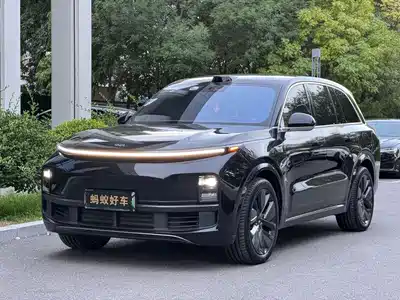 Li Auto L8 2024