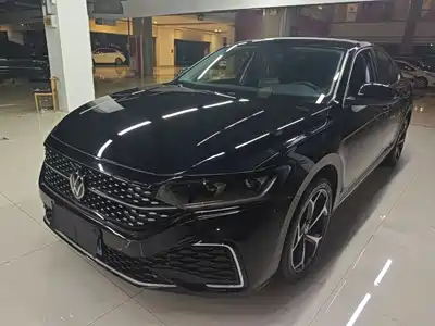 Volkswagen Passat 2024