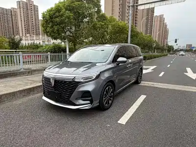 Roewe iMAX8 2021