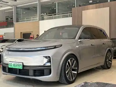 Li Auto L8 2023