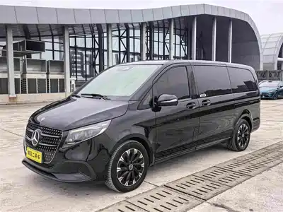 Mercedes-Benz V-Class 2025