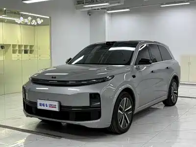 Li Auto L8 2024