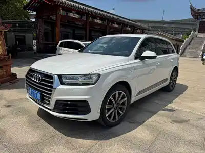 Audi Q7 2015