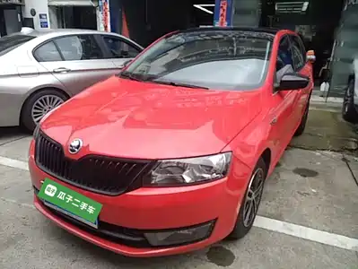Škoda Rapid Spaceback 2016