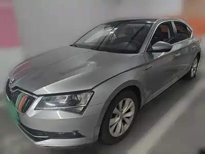 Škoda Superb 2018