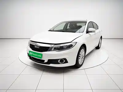 Qoros 3 2015