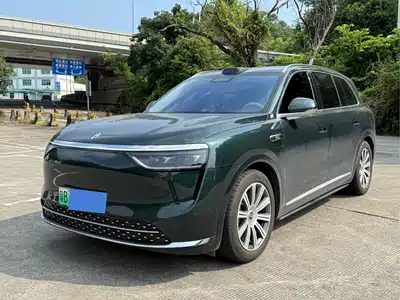 AITO Wenjie M8 2025