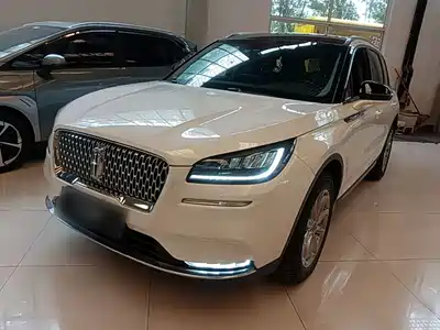 Lincoln Adventurer 2020