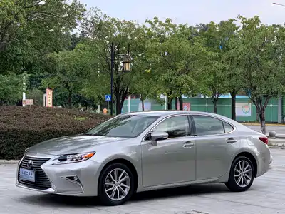 Lexus ES 2017