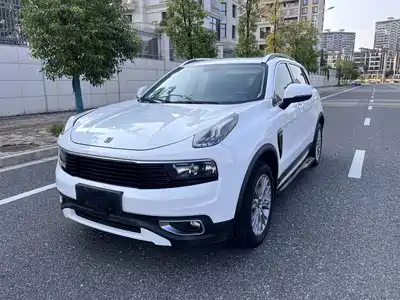 Lynk & Co 01 2018