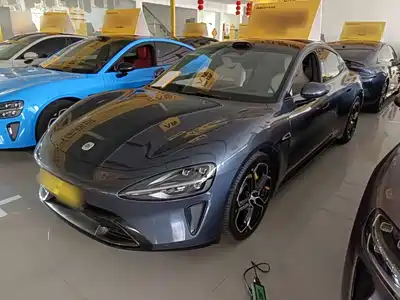Xiaomi Auto SU7 2024