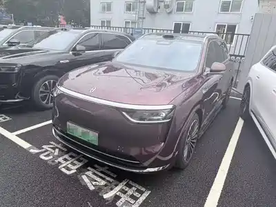 AITO Wenjie M8 2025