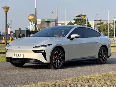 Dongfeng Yipai eπ007 2025