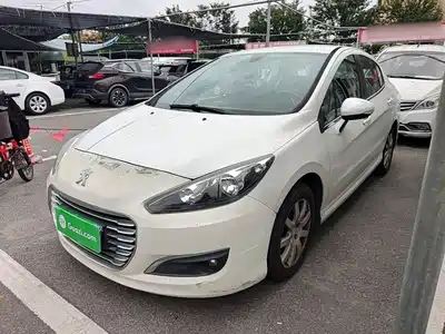 Peugeot 308 2015