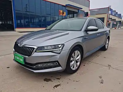 Škoda Superb 2021