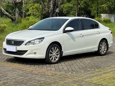 Peugeot 408 2015