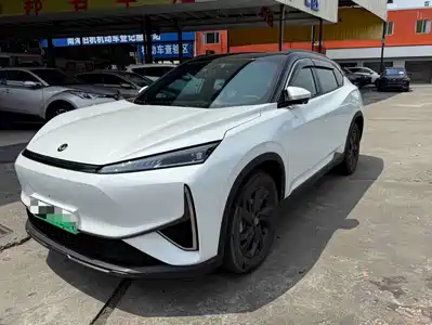 Dongfeng Aeolus Fengshen L7 2025