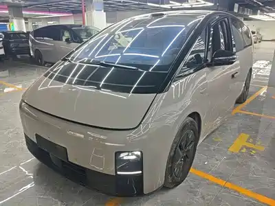 Li Auto MEGA 2025