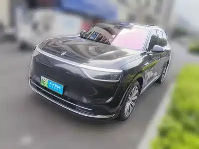 AITO Wenjie M8 2025