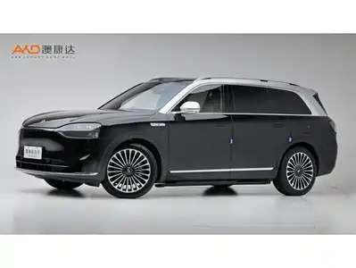 AITO Wenjie M9 2025