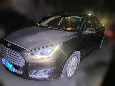 Ford Escort 2015