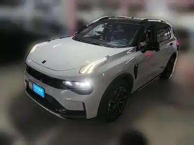 Lynk & Co 01 2023