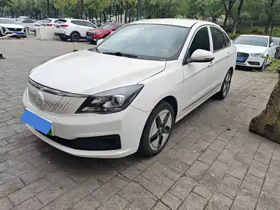 Dongfeng Aeolus Fengshen E70 2022