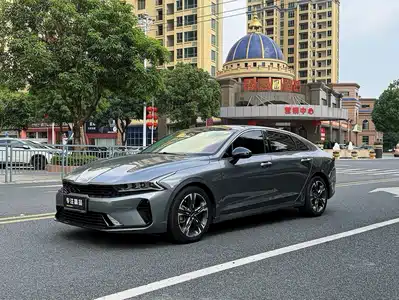 Kia K5 2023