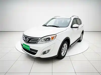 GAC Trumpchi GS5 2014