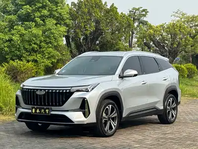 Geely Boyue L 2025
