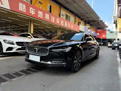 Volvo S90 2022