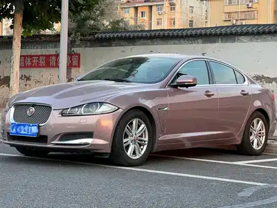 Jaguar XF 2014